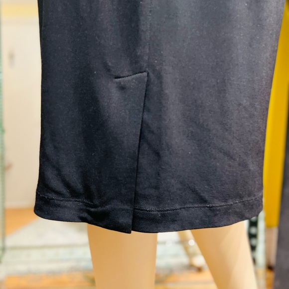 Blumarine Made in Italy Black V Neck Size 48 EU - Picture 10 of 14